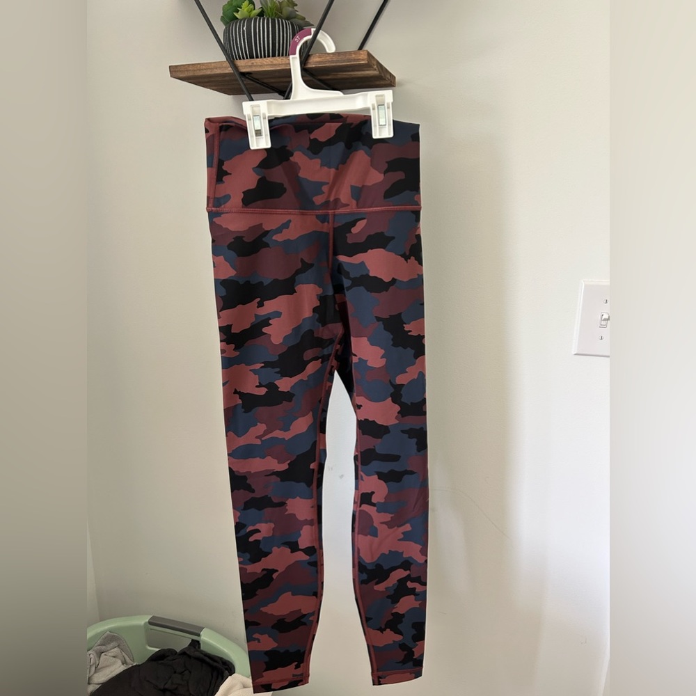 Lululemon Wunder Under HR Leggings Camo 28”